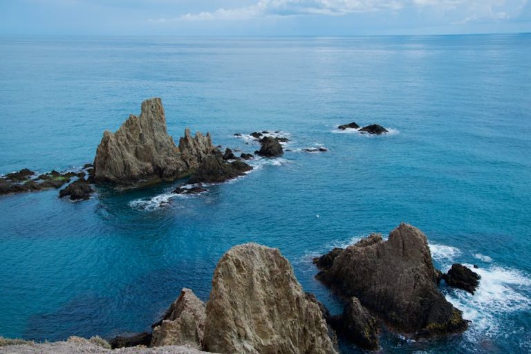 Parc naturel de Cabo de Gata-Níjar : Votre guide pour une aventure unique en Andalousie