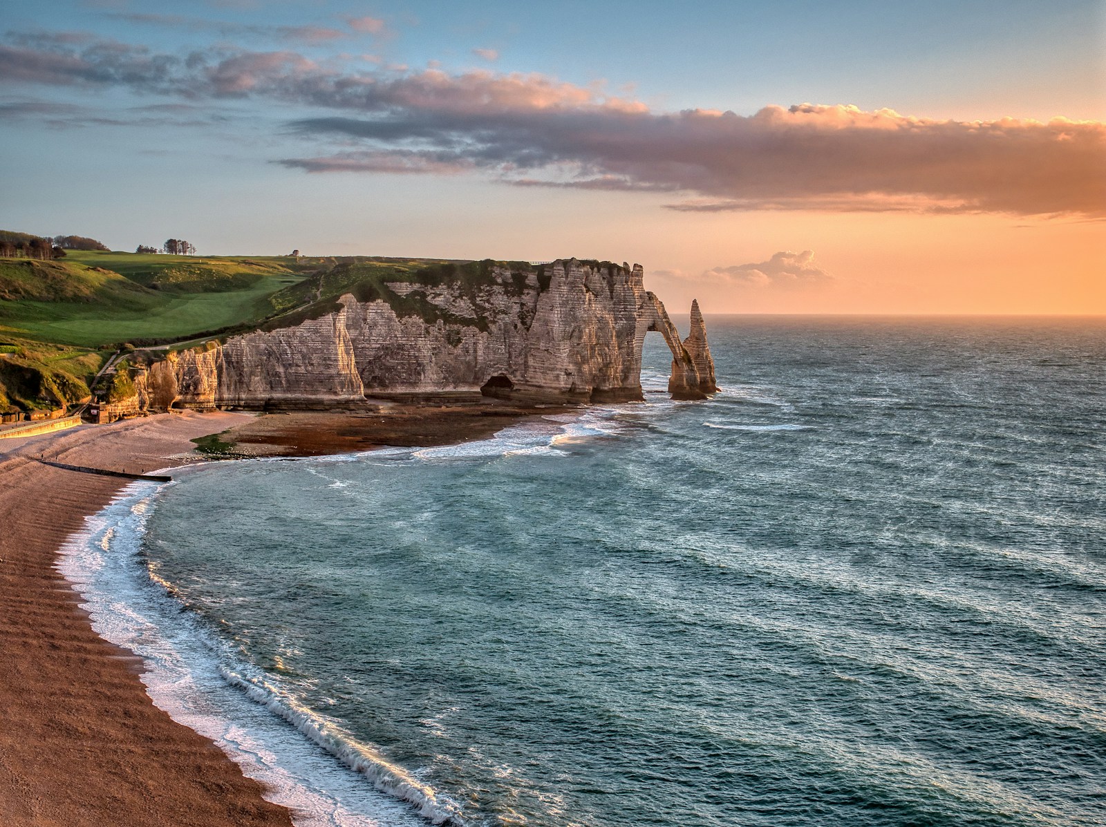 Que faire à Étretat : 7 activités à ne pas manquer
